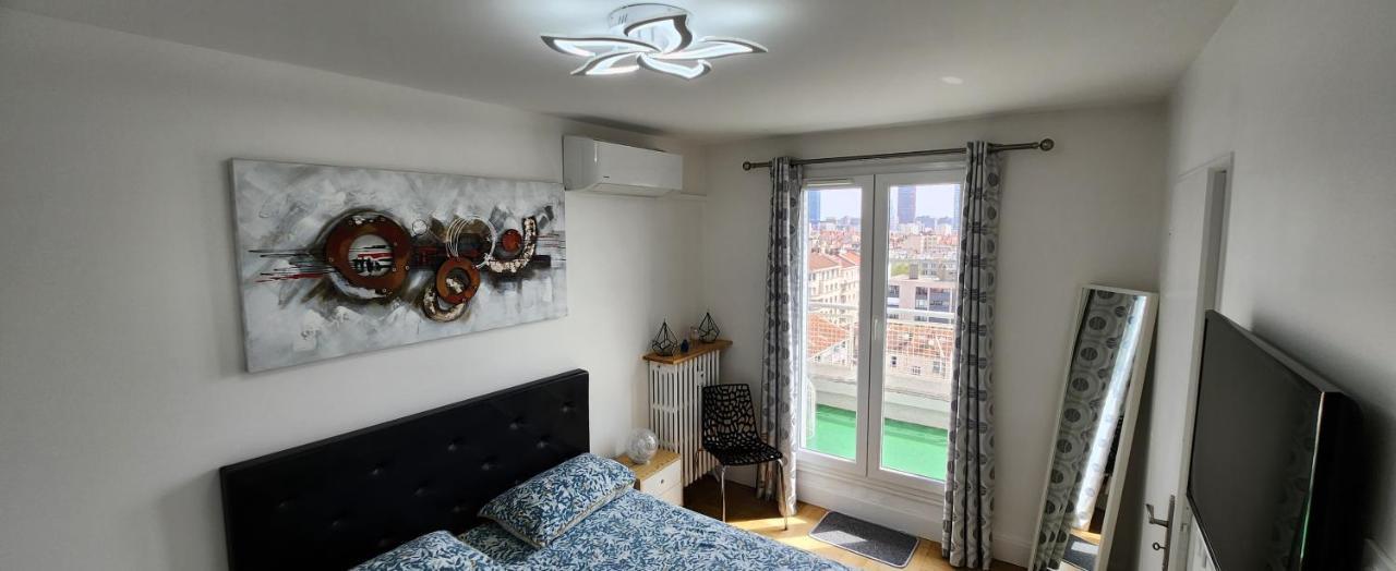 Appartamento Plein Sud Terrasse Climatisation Garage Netflix Lione Esterno foto