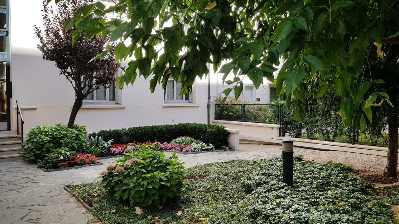 Appartamento Plein Sud Terrasse Climatisation Garage Netflix Lione Esterno foto